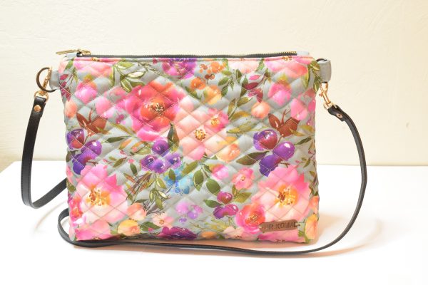 Quilted Cross Body Pouch - Image 8