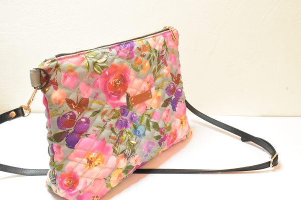 Quilted Cross Body Pouch - Image 7
