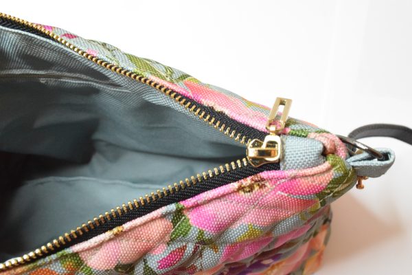 Quilted Cross Body Pouch - Image 2