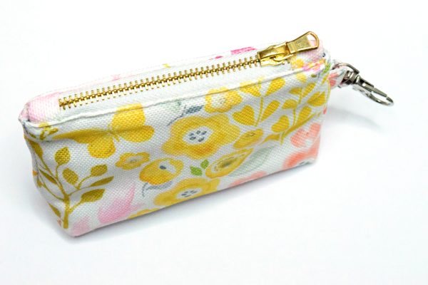 Blooming Daisies Coin Pouch