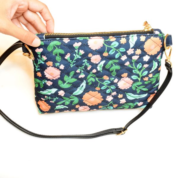 Quilted Cross Body Bag - Image 16
