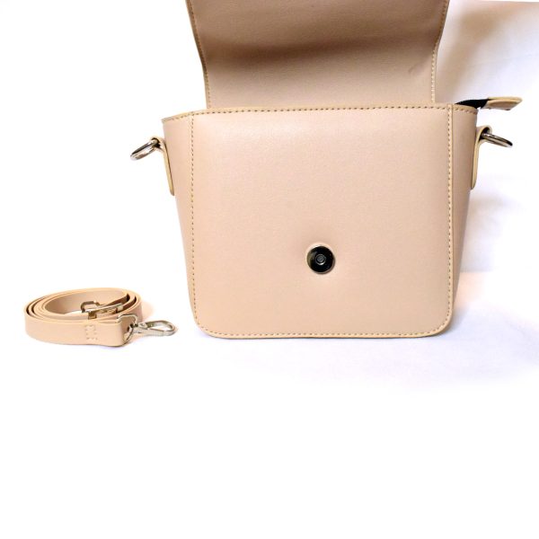 Blush - Image 4